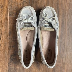 Brand: Sperrys Size:7m Color:Sparkly silver gray